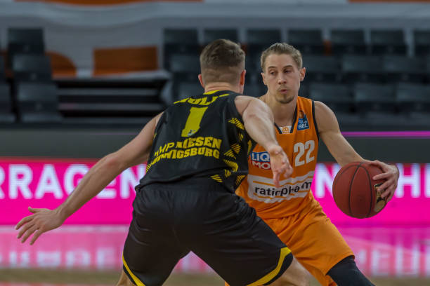 胜负对火箭 胜负对火箭