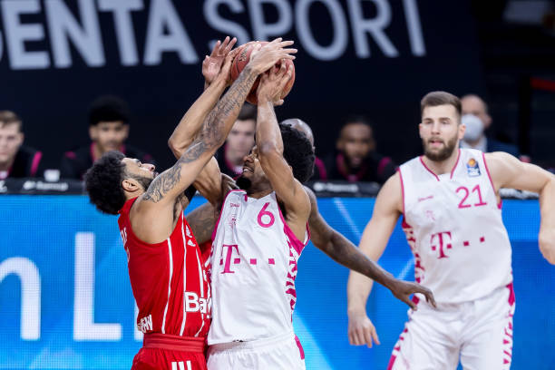 迅速吸引了 迅速吸引了