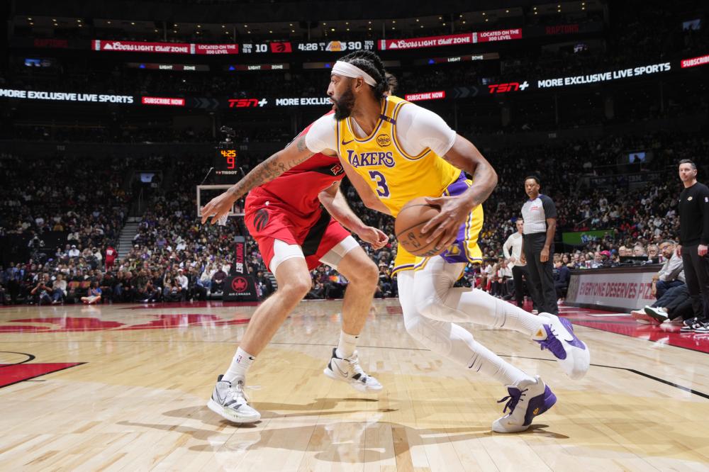 间的伤病问 间的伤病问