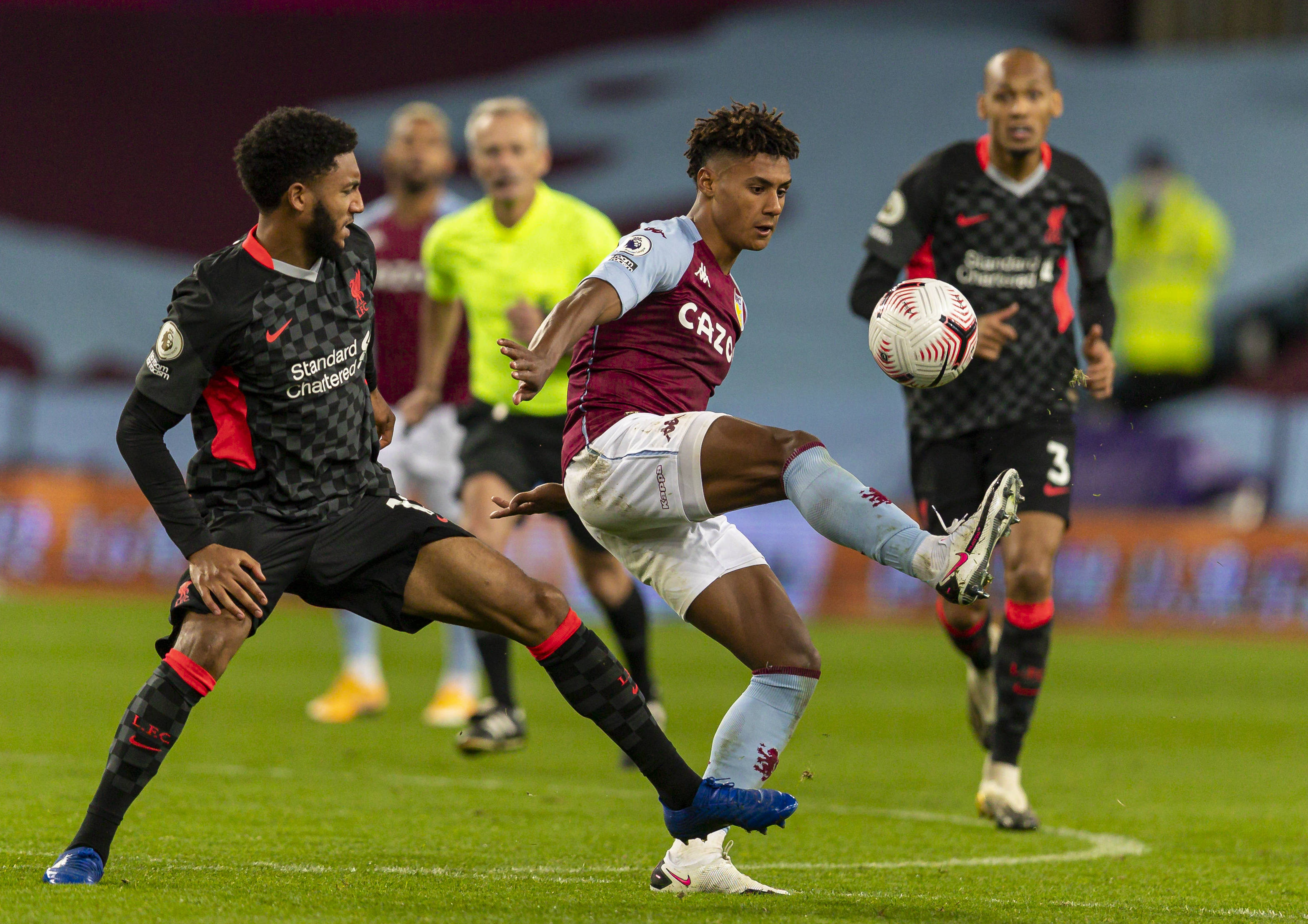 队友更多的 队友更多的